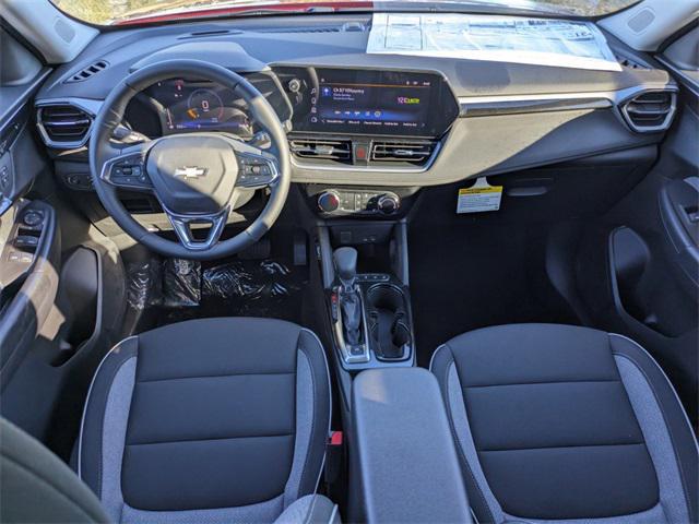 new 2025 Chevrolet TrailBlazer car, priced at $26,015