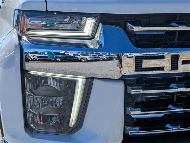 used 2022 Chevrolet Silverado 2500 car, priced at $57,303