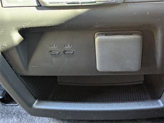 new 2026 Chevrolet Traverse car, priced at $55,036