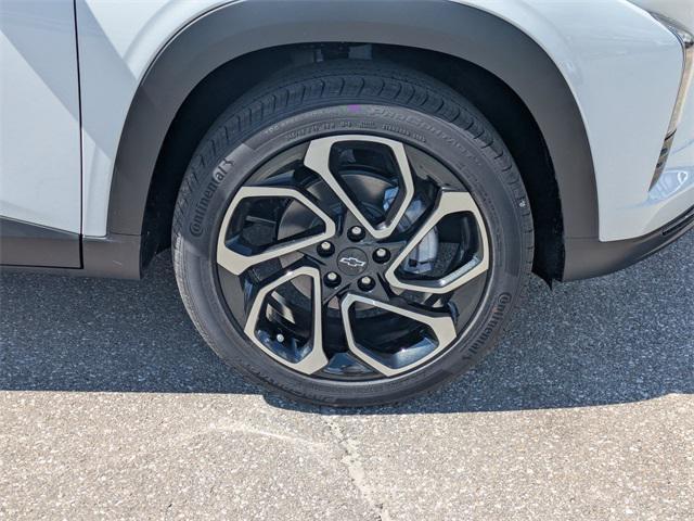 new 2025 Chevrolet Trax car, priced at $26,625