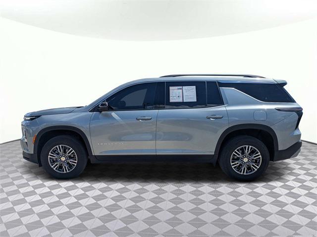 used 2024 Chevrolet Traverse car, priced at $36,865
