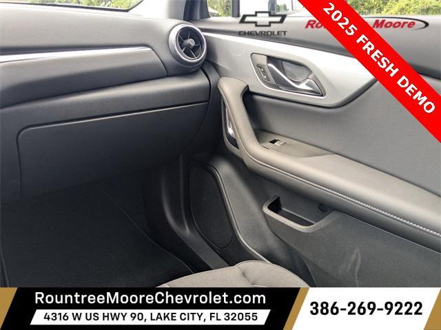 new 2025 Chevrolet Blazer car, priced at $35,785