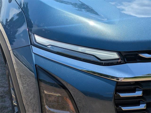 new 2025 Chevrolet Equinox car, priced at $28,035