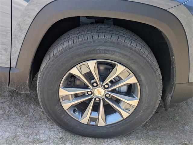 new 2025 Chevrolet Equinox car, priced at $28,035