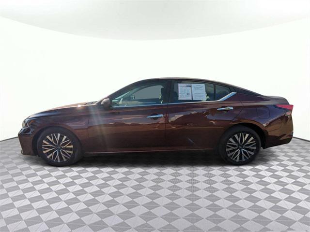 used 2023 Nissan Altima car, priced at $19,677