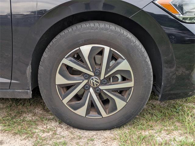 used 2022 Volkswagen Jetta car, priced at $17,305