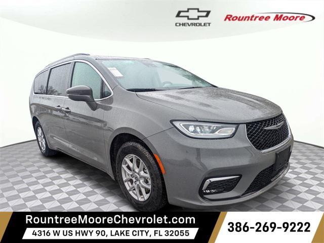 used 2022 Chrysler Pacifica car, priced at $20,564