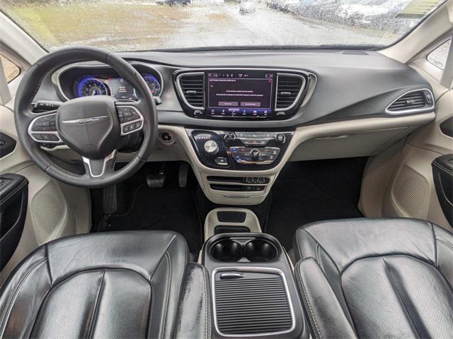 used 2022 Chrysler Pacifica car, priced at $20,564