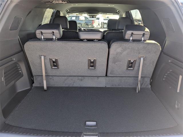 new 2026 Chevrolet Traverse car, priced at $46,665