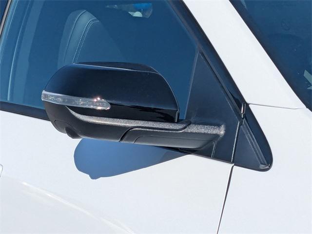 new 2026 Chevrolet Traverse car, priced at $46,665