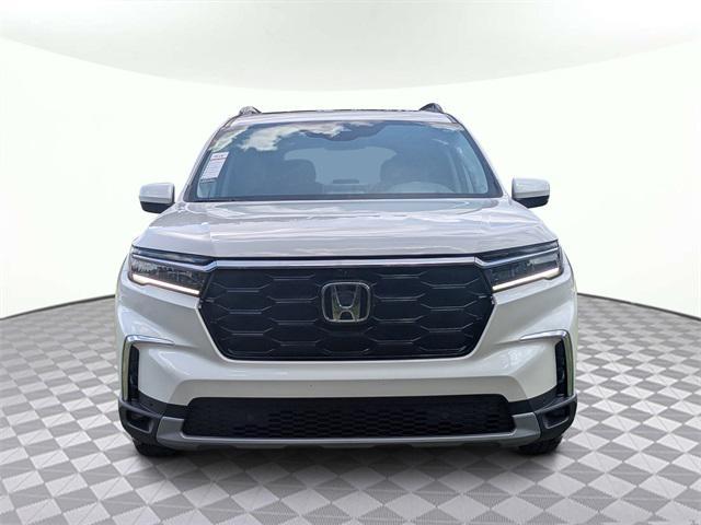used 2023 Honda Pilot car, priced at $40,658