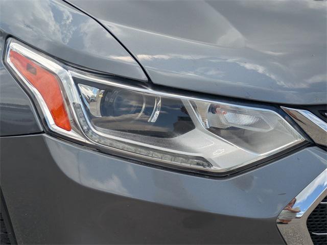 used 2020 Chevrolet Traverse car, priced at $22,996