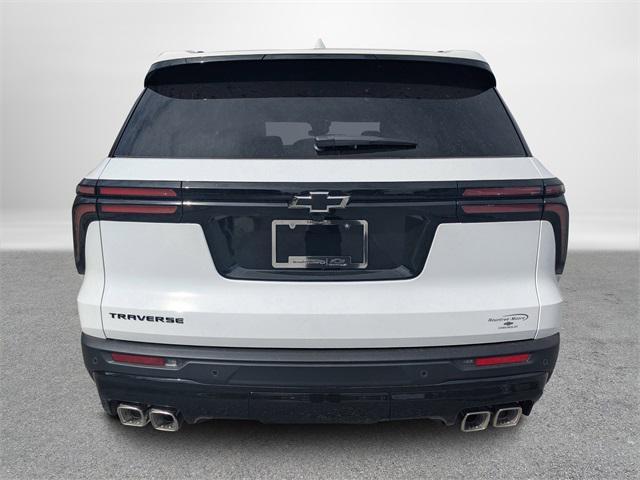 new 2026 Chevrolet Traverse car, priced at $43,020