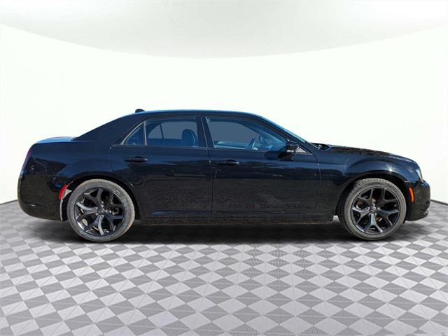 used 2022 Chrysler 300 car, priced at $25,466