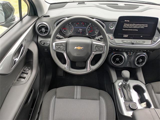 new 2025 Chevrolet Blazer car, priced at $39,820