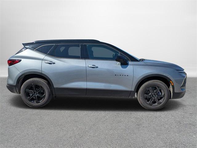 new 2025 Chevrolet Blazer car, priced at $37,520