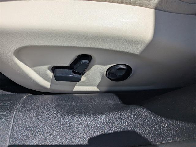 used 2015 Chrysler 200 car, priced at $8,990