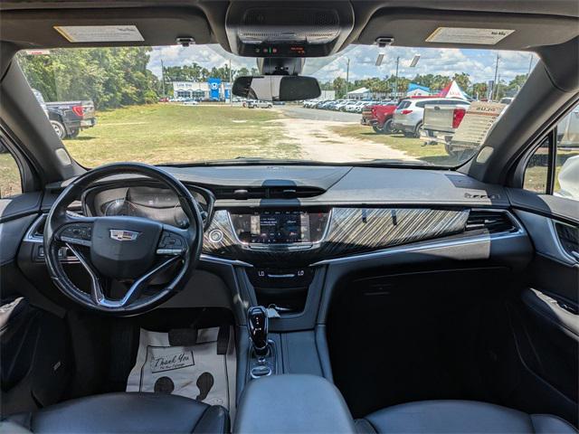 used 2023 Cadillac XT6 car, priced at $33,795