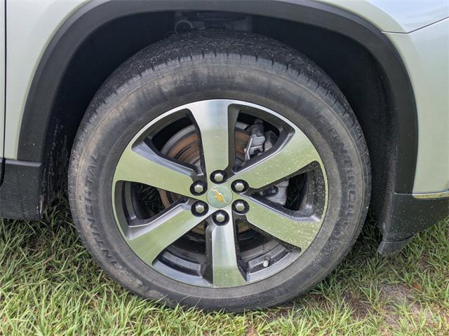 used 2021 Chevrolet Traverse car, priced at $27,895