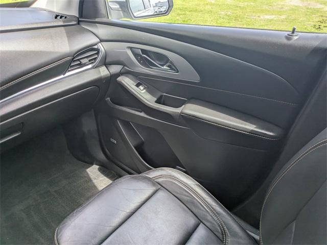 used 2021 Chevrolet Traverse car, priced at $27,895