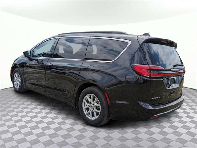 used 2022 Chrysler Pacifica car, priced at $21,899