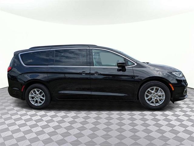 used 2022 Chrysler Pacifica car, priced at $22,031