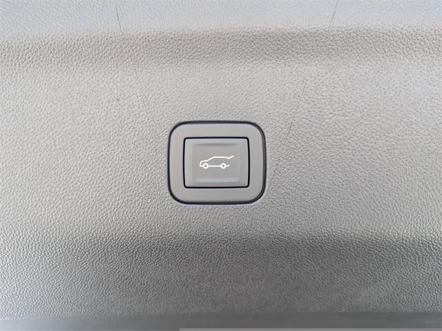 new 2025 Chevrolet Suburban car, priced at $77,620