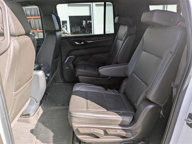 used 2022 GMC Yukon XL car, priced at $50,080