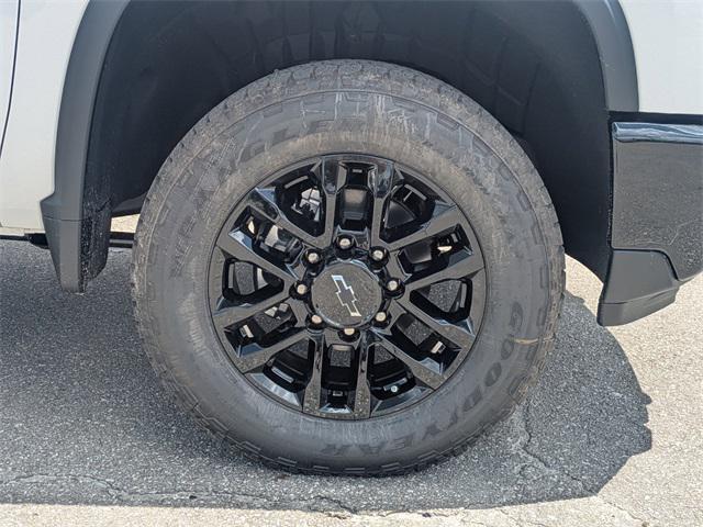 new 2025 Chevrolet Silverado 2500 car, priced at $75,050