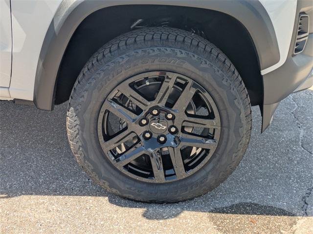 new 2025 Chevrolet Colorado car, priced at $43,435