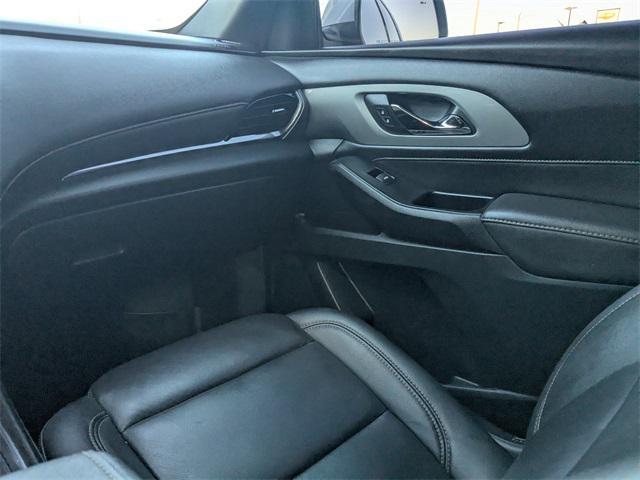 used 2023 Chevrolet Traverse car, priced at $26,589