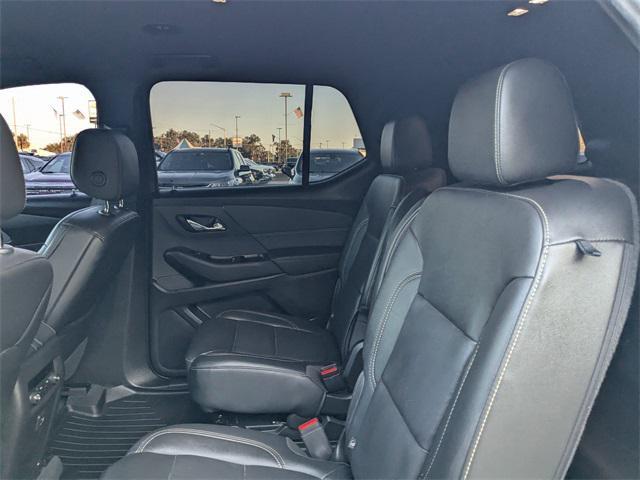 used 2023 Chevrolet Traverse car, priced at $26,589