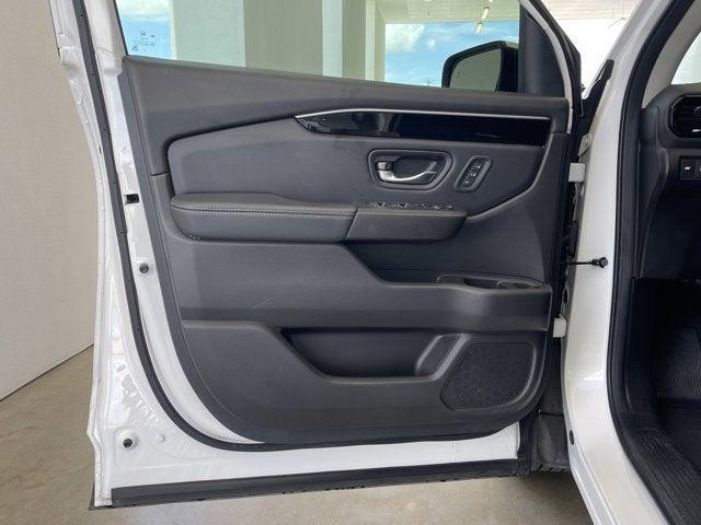 used 2024 Honda Pilot car, priced at $33,988