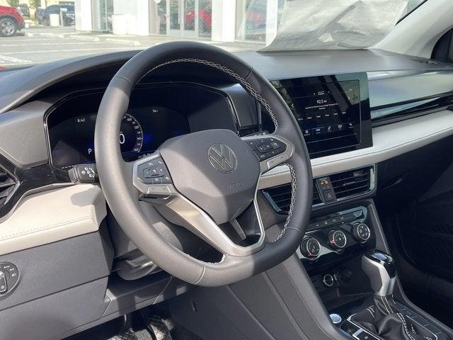 new 2025 Volkswagen Taos car