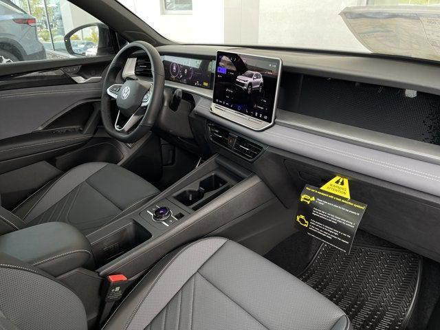 new 2025 Volkswagen Tiguan car, priced at $38,878