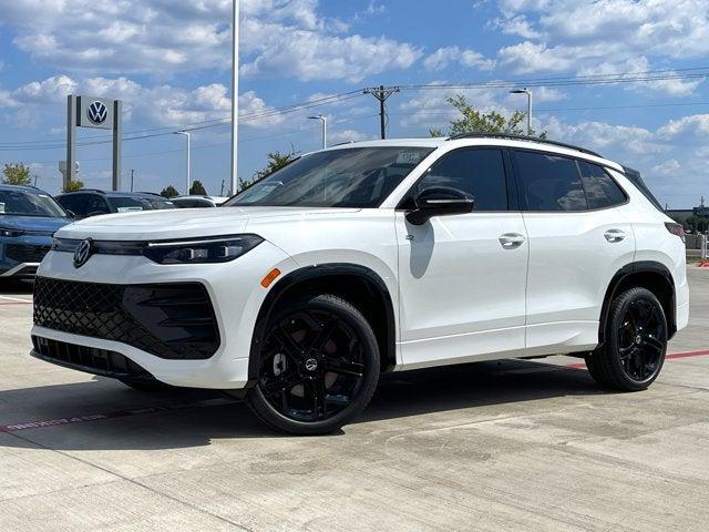 new 2025 Volkswagen Tiguan car, priced at $37,378