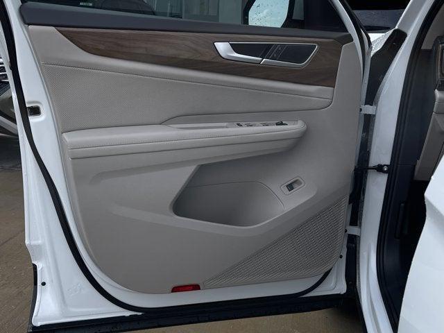 new 2026 Volkswagen Atlas car, priced at $46,622