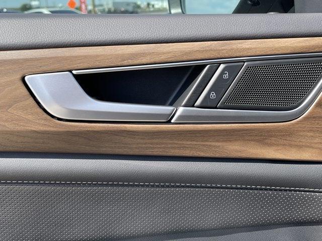 new 2025 Volkswagen Atlas car, priced at $43,882