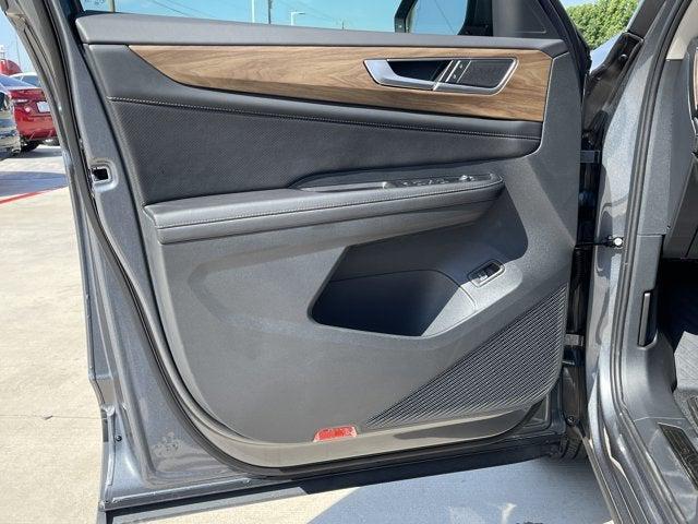 new 2025 Volkswagen Atlas car, priced at $43,882