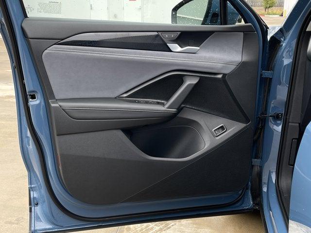 new 2026 Volkswagen Tiguan car, priced at $34,747