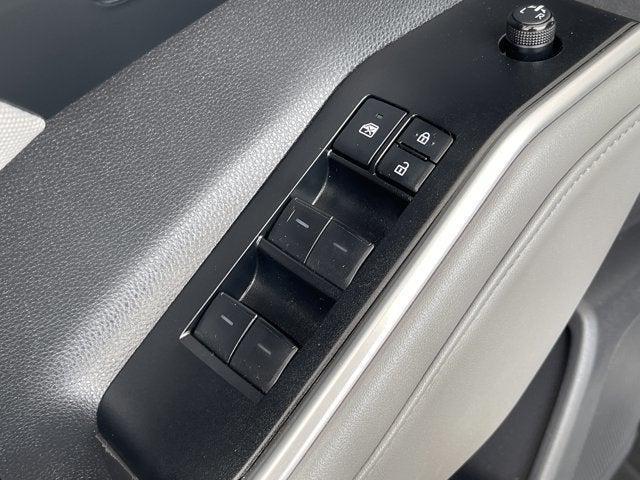 used 2022 Toyota Highlander car, priced at $27,888