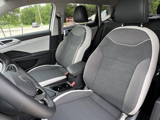 new 2025 Volkswagen Taos car, priced at $25,718