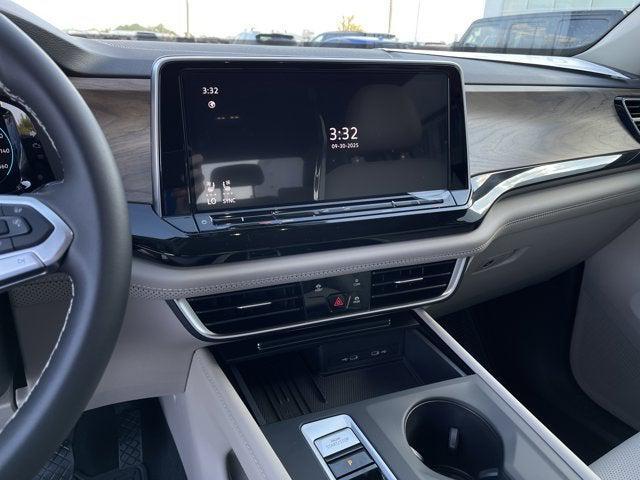 new 2026 Volkswagen Atlas car, priced at $42,682