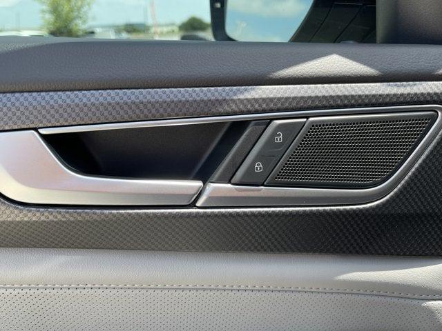 new 2025 Volkswagen Atlas car, priced at $46,577