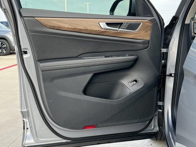 new 2025 Volkswagen Atlas car, priced at $43,636