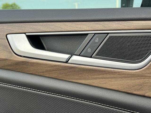 new 2025 Volkswagen Atlas car, priced at $43,636