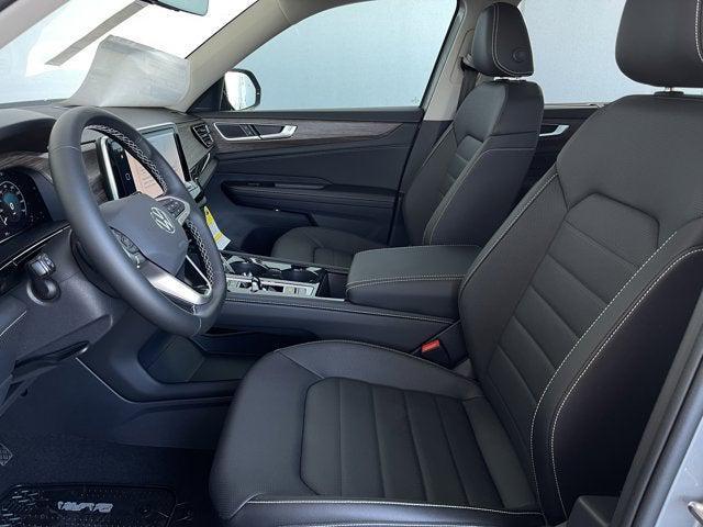new 2025 Volkswagen Atlas car, priced at $45,572