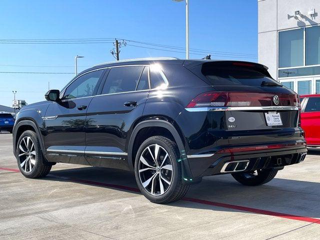 new 2026 Volkswagen Atlas Cross Sport car, priced at $53,774
