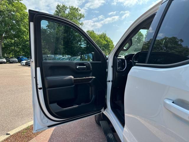 used 2022 GMC Sierra 1500 Limited car, priced at $33,998