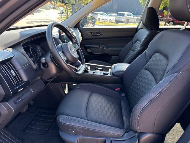 used 2024 Nissan Pathfinder car, priced at $32,998